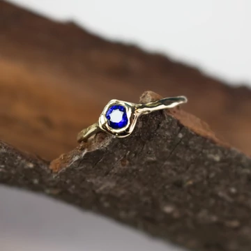 MOLD ART ZAFÍR ARANY GYŰRŰ